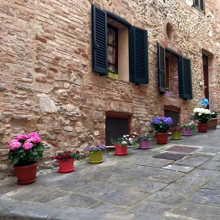 Casa Vacanze Vicolo Delle Rose Apartment Castelnuovo Berardenga Exterior photo